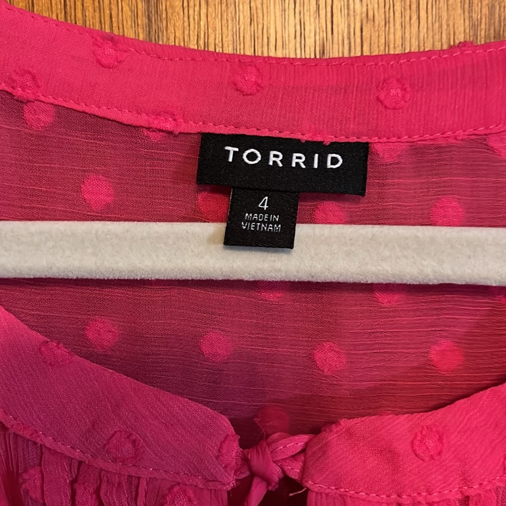 Torrid top - Picture 3 of 3